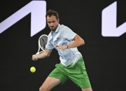 开云官网-英国网球队血洗法国网球队，梅德韦杰夫完成帽子戏法的简单介绍