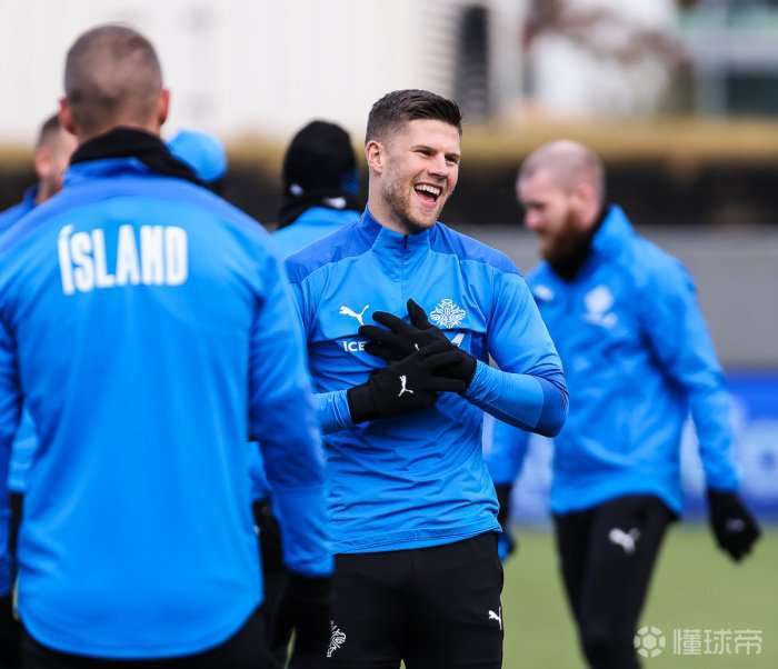 冰岛队突破赢得胜利,实现晋级 冰岛队突破赢得胜利,实现晋级