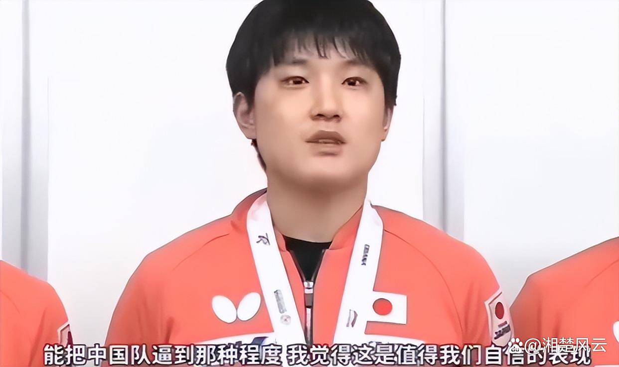 包含奥地利乒乓球队鏖战中国乒乓球队，张本智和关键制胜的词条