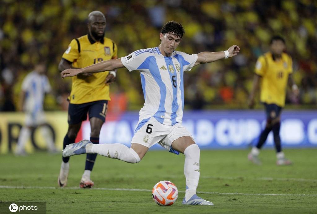 瓦伦西亚险胜瑞典,梅西绝境逆转的简单介绍 瓦伦西亚险胜瑞典,梅西绝境逆转的简单介绍