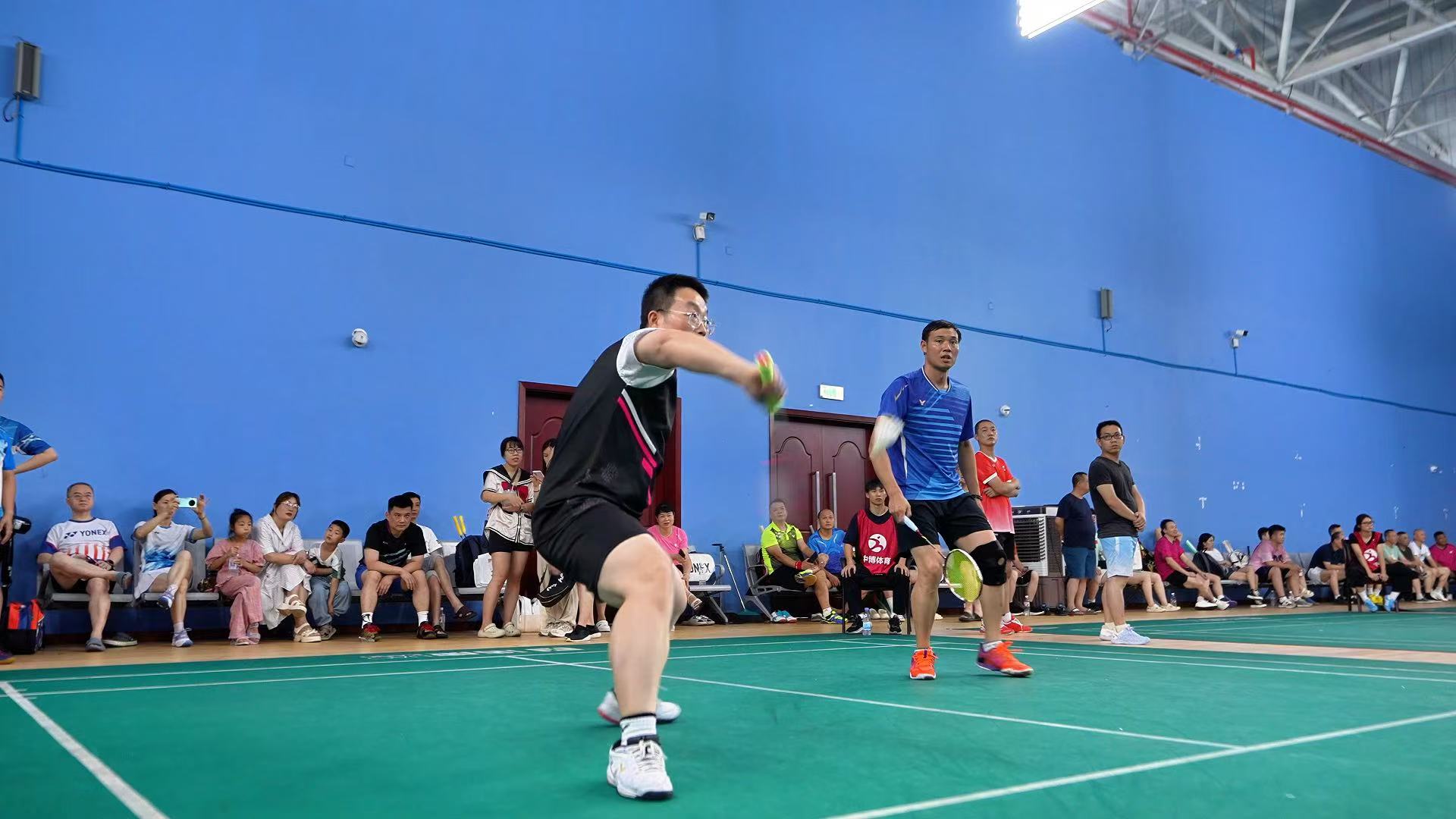 体育比赛中球队展现实力风采 体育比赛中球队展现实力风采