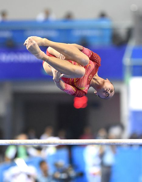 关于韩国体操选手华丽转体，完美定格画面的信息