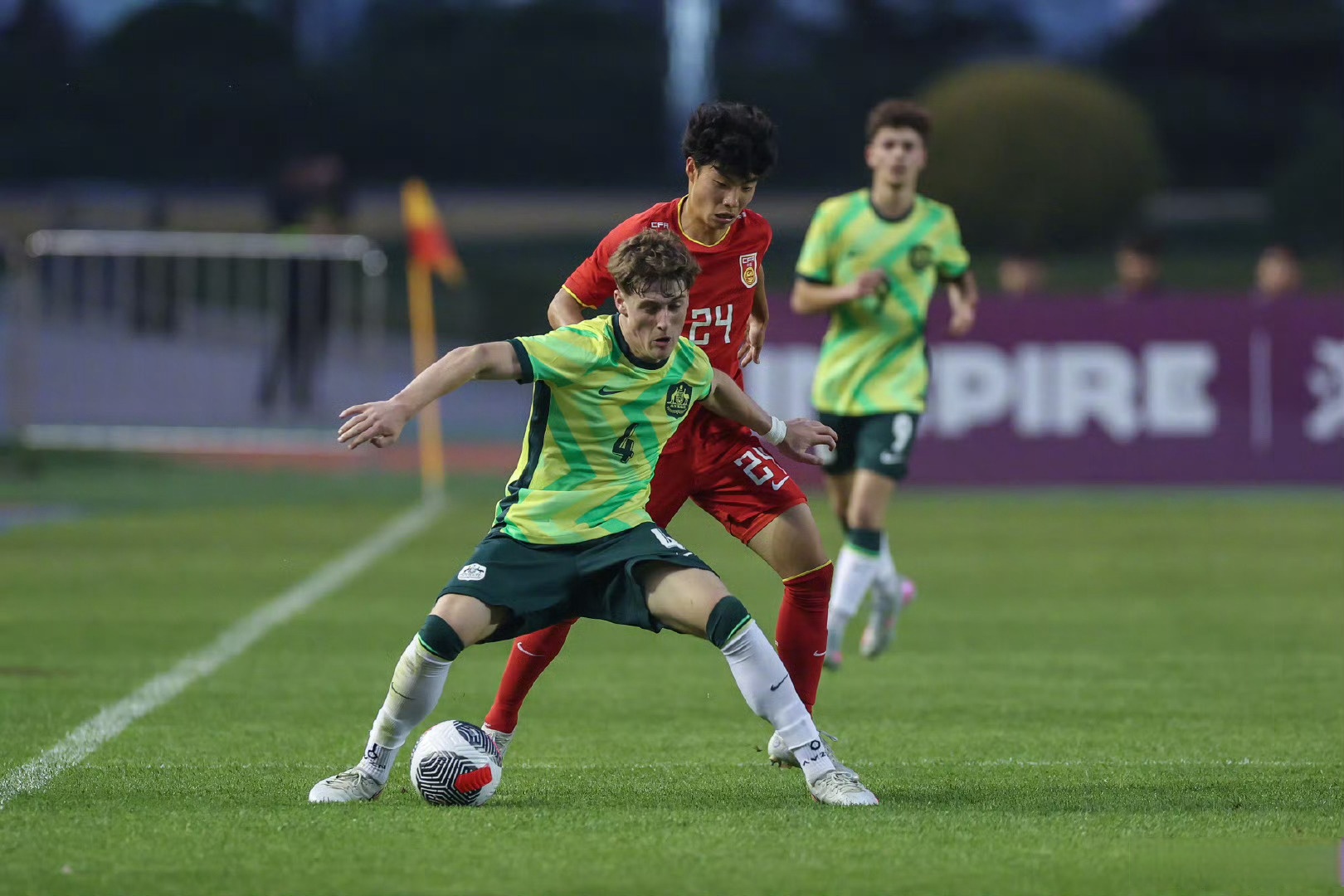 欧洲足球大赛上,中国队斩获佳绩 欧洲足球大赛上,中国队斩获佳绩