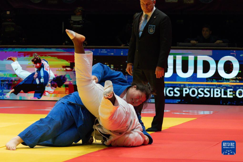 德国选手在柔道比赛中获得铜牌