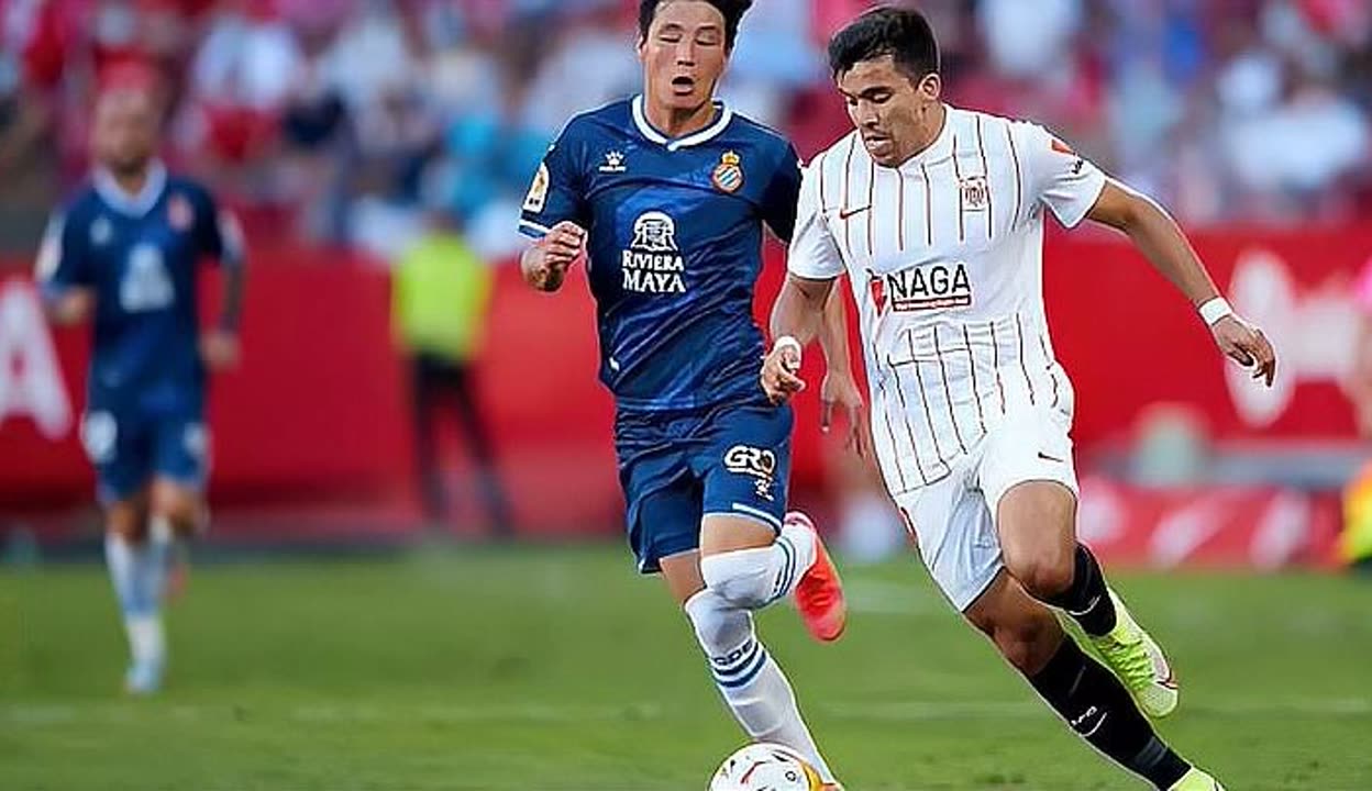 塞维利亚后卫严防死守，守住比赛结果