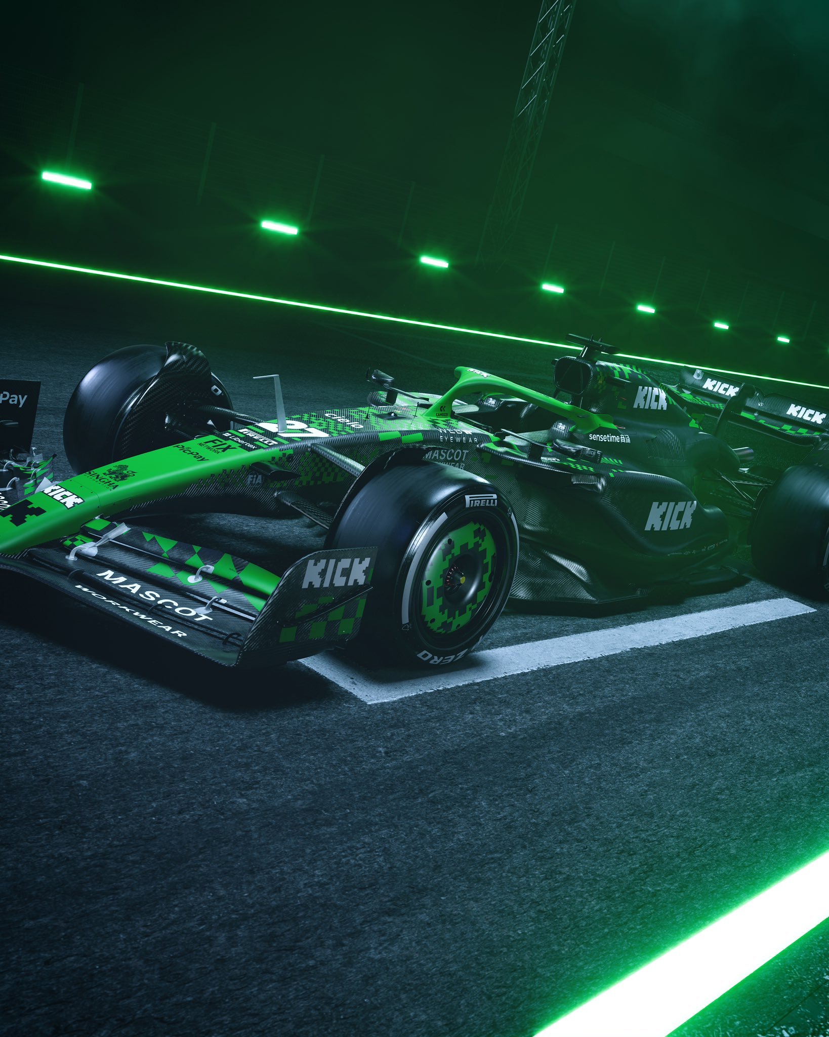 关于索伯车队鏖战红牛车队，皮亚斯特里扛起全队的信息