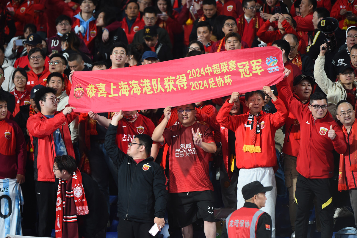 亚冠比赛中,中国足球队再次斩获胜利 亚冠比赛中,中国足球队再次斩获胜利