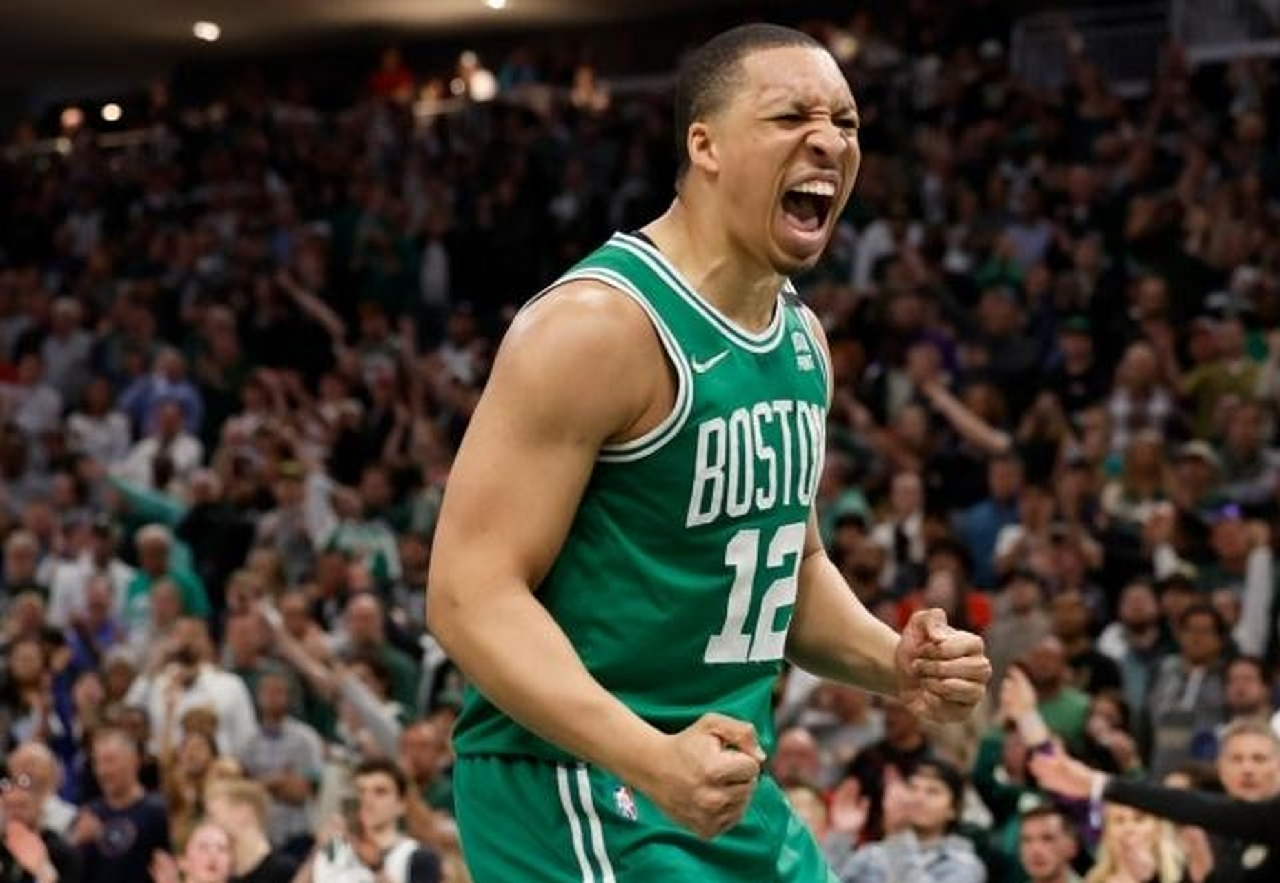 奇才轻取凯尔特人B队,艾顿统治全场的简单介绍 奇才轻取凯尔特人B队,艾顿统治全场的简单介绍