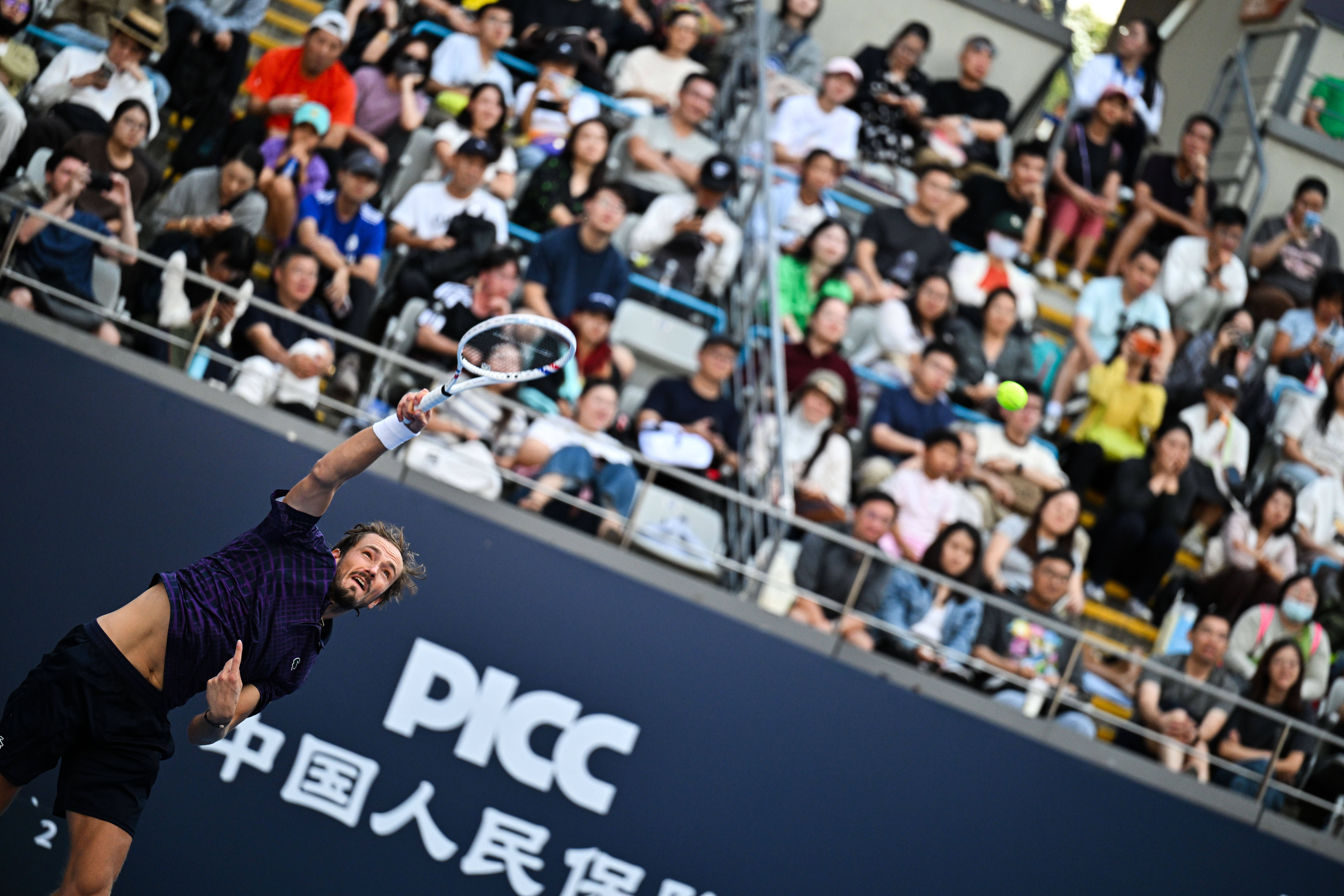 包含英国网球队完胜美国网球队,梅德韦杰夫统治全场的词条 包含英国网球队完胜美国网球队,梅德韦杰夫统治全场的词条