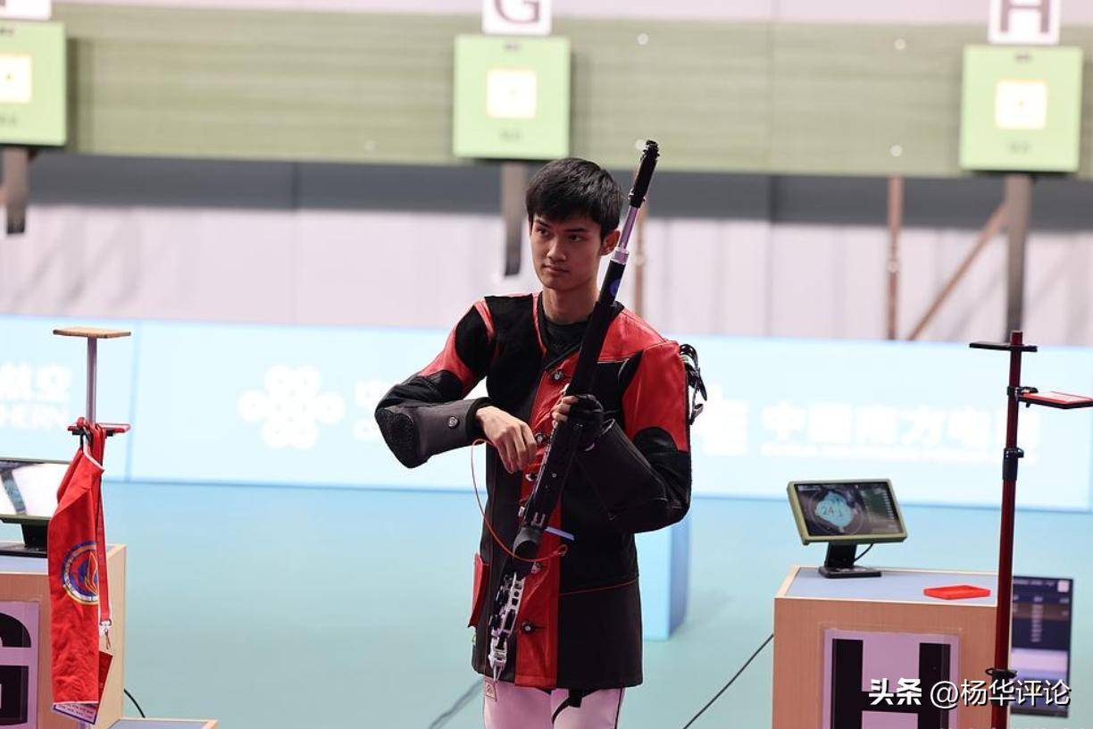 意大利射击选手实现完美射击，夺得金牌