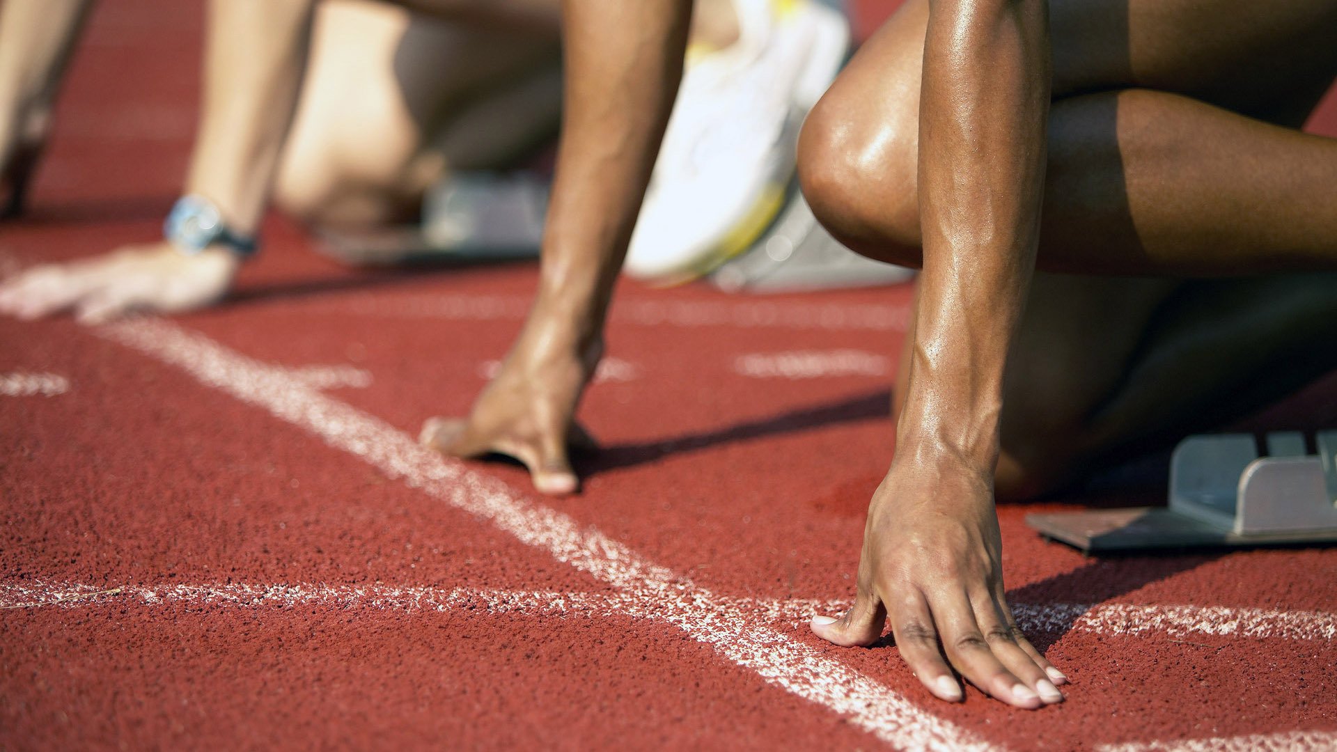 鏖战与火焰，马刺雷霆的战术博弈与郭艾伦的东方热力